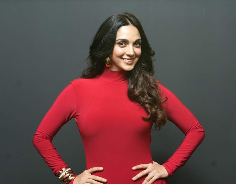 Image from: Kiara Advani slays in fiery red outfit, see pics
