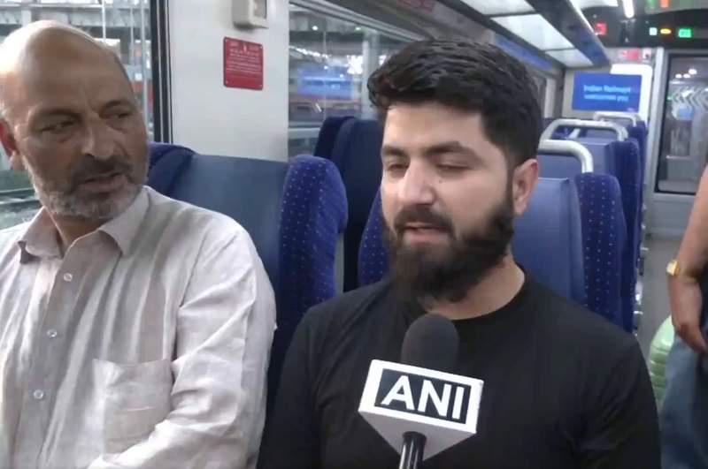 Image from: "Historic moment, many things will change": Passengers hail Jammu-Srinagar Vande Bharat launch
