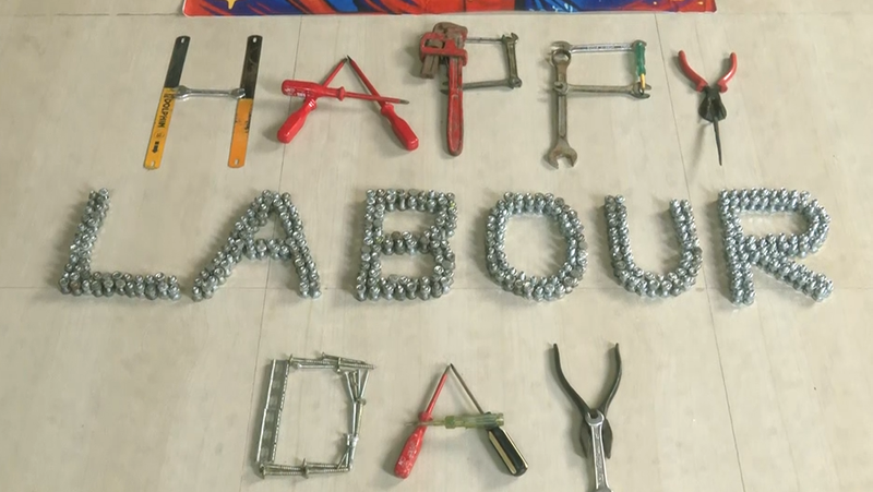Image from: Rajinikanth temple marks Labour Day with Baashha-themed tribute to workers