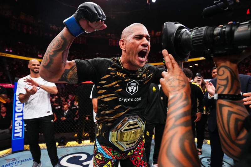 Image from: Lot brawl fallout: Alex Pereira’s coach dragged into fight, Patricky Pitbull suspended