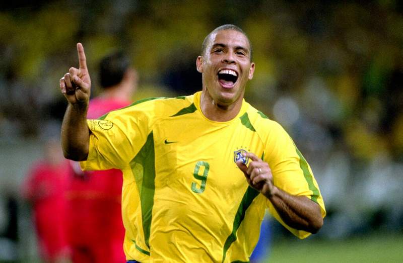 Image from: Football fans debate if Lionel Messi can break Ronaldo’s incredible World Cup record