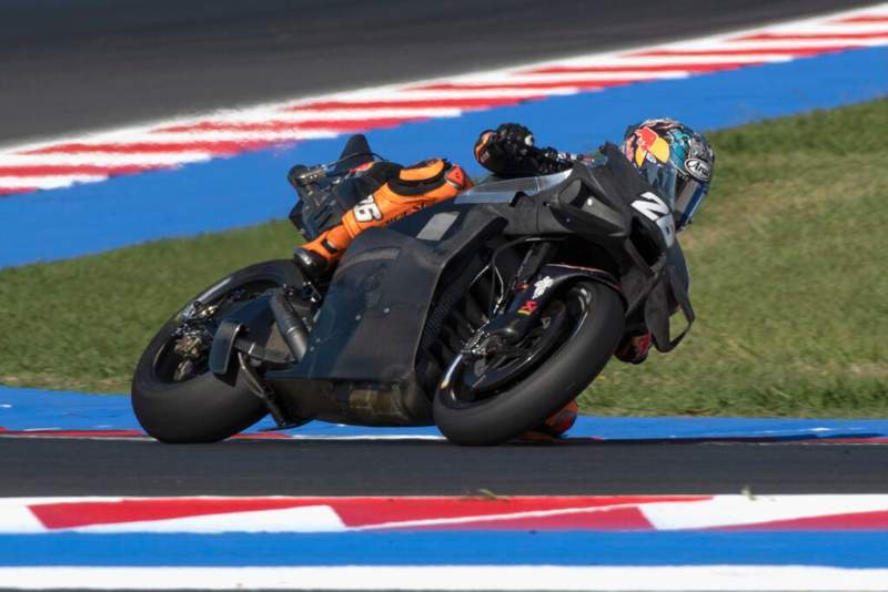 Image from: Why a pay cut could be the real reason Dani Pedrosa said no to KTM