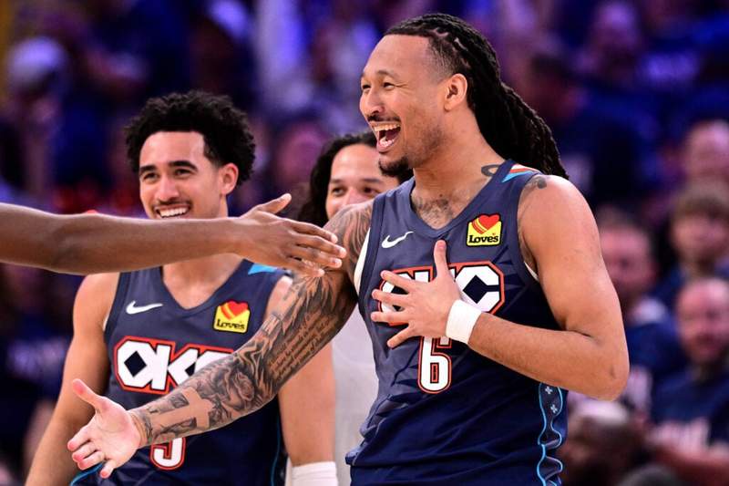 Image from: OKC star cracks up after streamer Rayasianboy interrupts him before Game 2