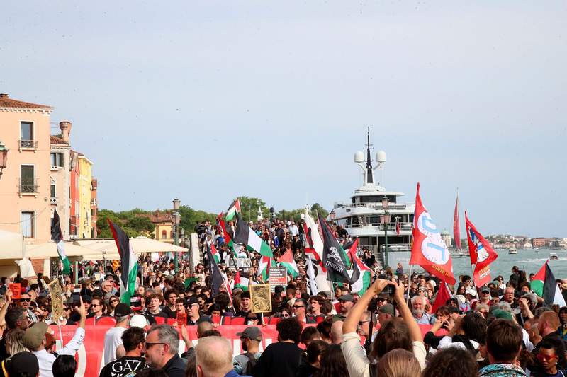 Image from: Thousands protest Israel's participation in Venice Biennale