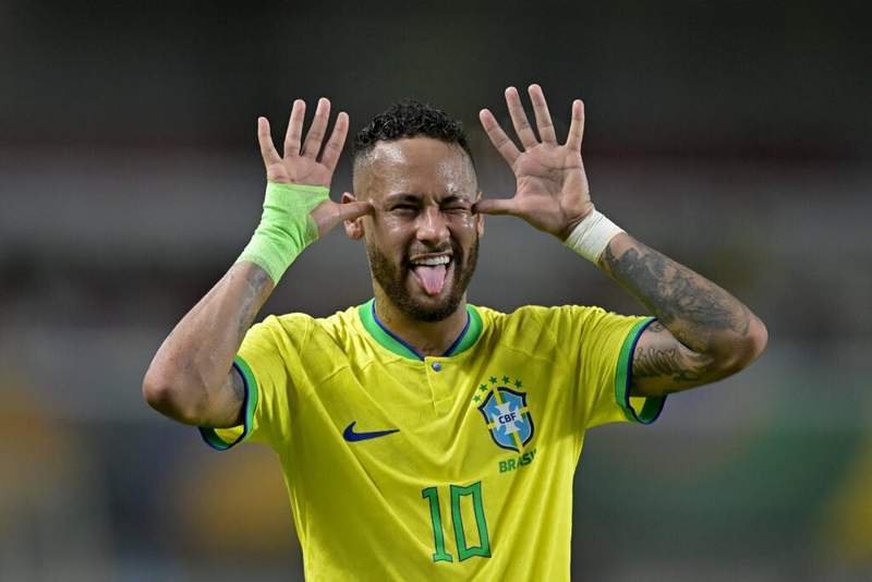 Image from: Ronaldinho makes clear Neymar World Cup stance before Carlo Ancelotti’s call