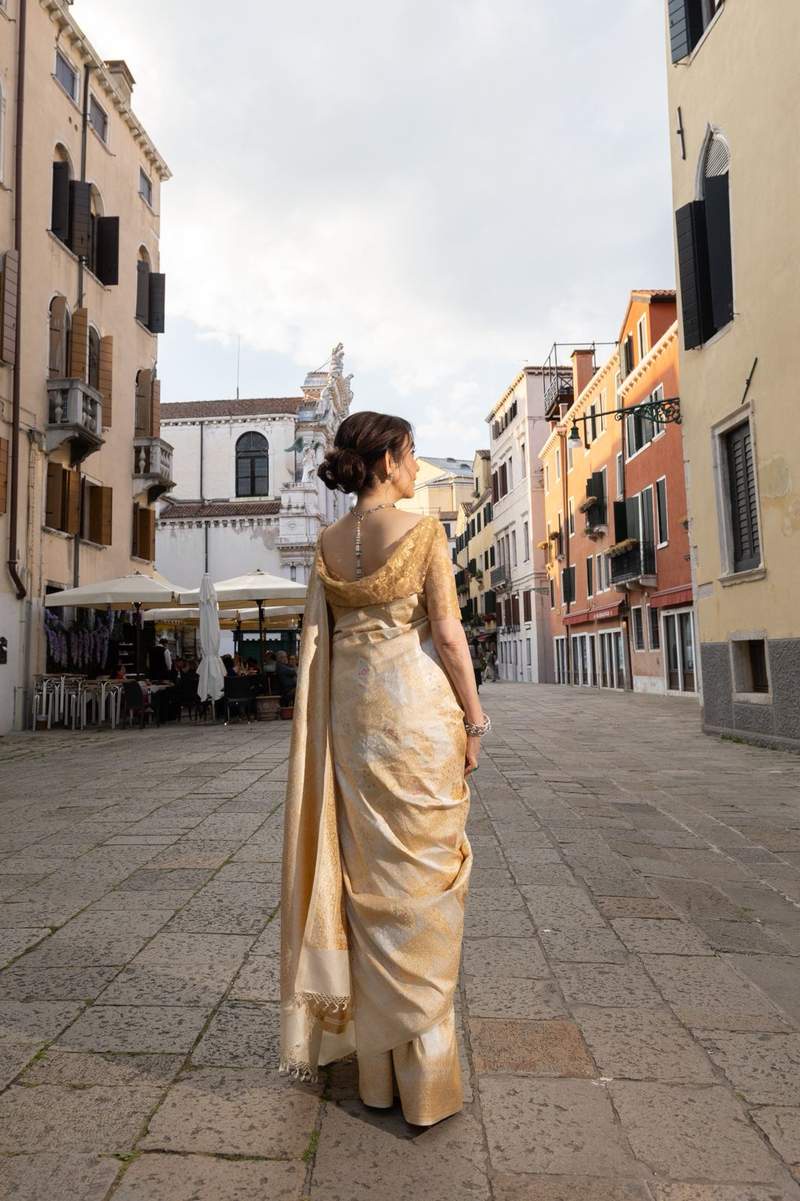 Image from: Nita Ambani celebrates Indian craftsmanship at inaugural NMACC dinner in La Biennale di Venezia