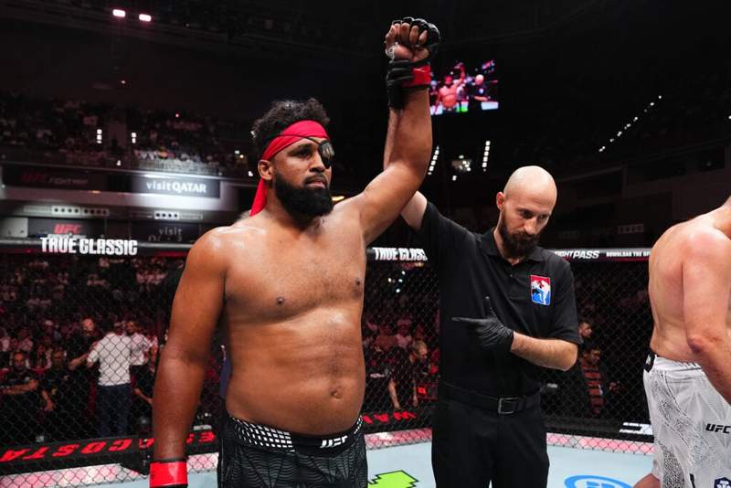 Image from: Chaos in the arena: Alexander Volkov walks away with win amid loud booing and outrage