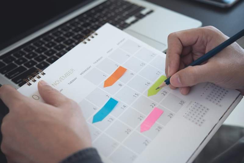 Image from: Psychologists Say People Who Still Use Paper Calendars Aren’t Stubborn or Old-Fashioned. Their Brains Are Wired to Process Information in a Richer Way
