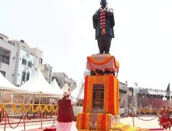 Image from: PM Modi offers prayers at Somnath Temple, attends Amrut Mahotsav in Gujarat