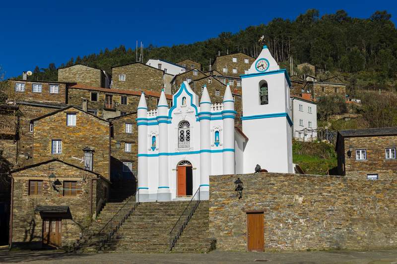 Image from: In Portugal, this small village clinging to a schist mountain feels straight out of another century