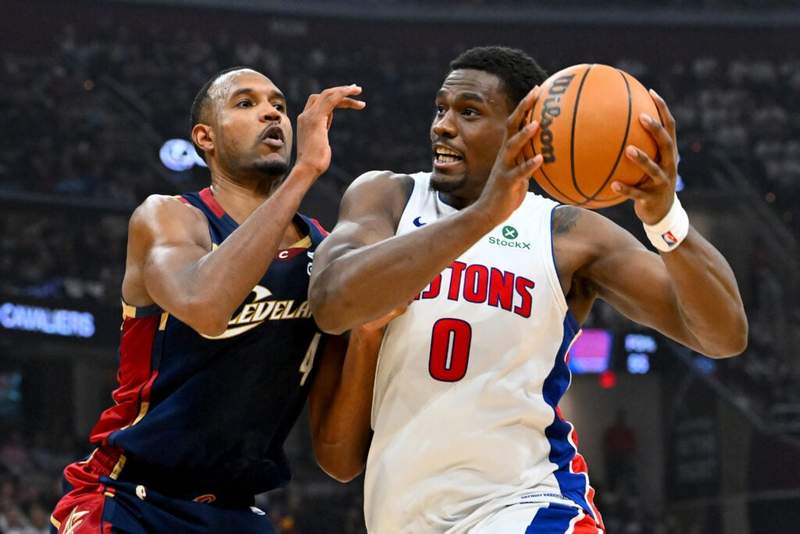 Image from: Evan Mobley reaches Michael Jordan territory as Cavs tie Pistons series at 2-2