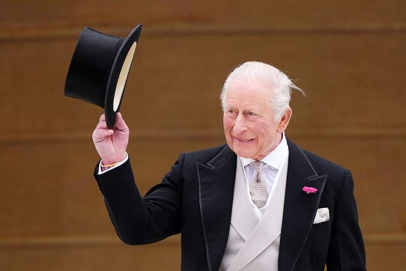 Image from: King and Queen host Palace garden party as Catherine heads to Italy
