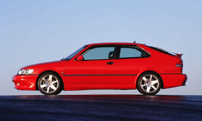 Image from: Final Saabs ever produced set to go on sale at auction