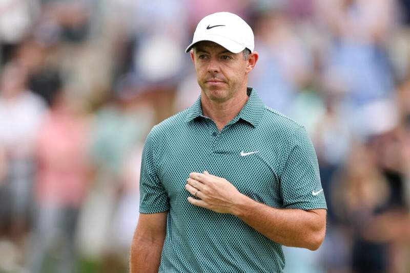 Image from: Rory McIlroy cuts practice round short after just three holes as issue emerges