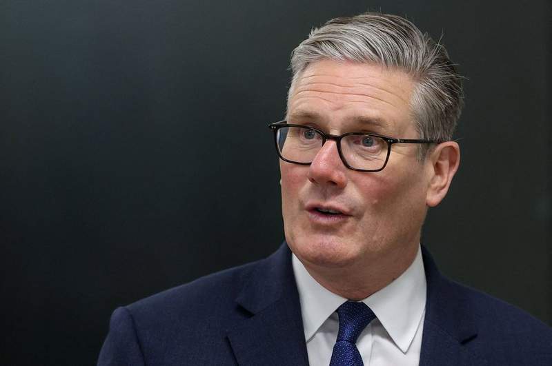 Image from: King Charles left in deeply uncomfortable position as Keir Starmer fights to survive