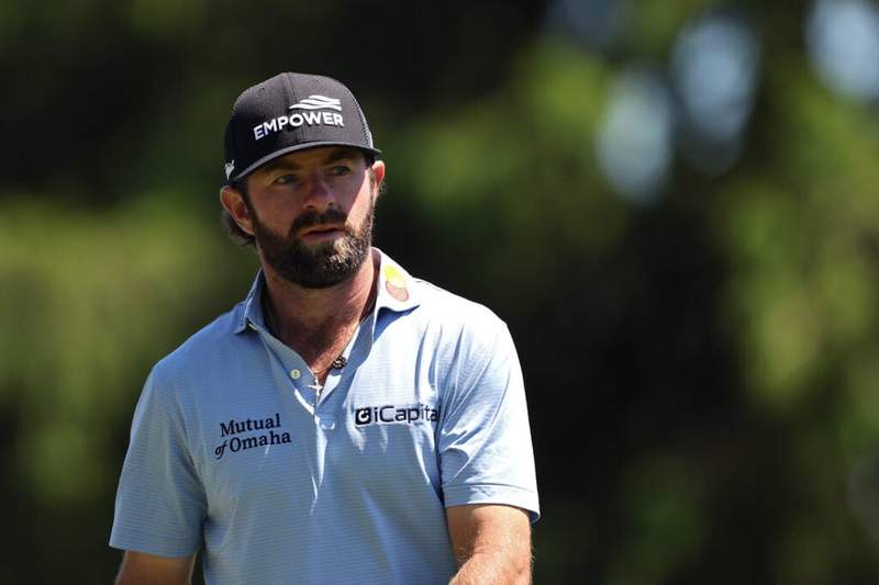 Image from: What Cameron Young’s former caddie is giving as the real reason behind his change in form