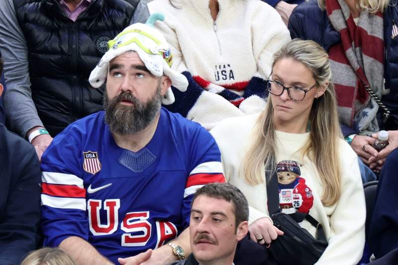Image from: Jason Kelce’s wife Kylie admits wanting her daughters to ‘disdain’ Dallas Cowboys fans when dating