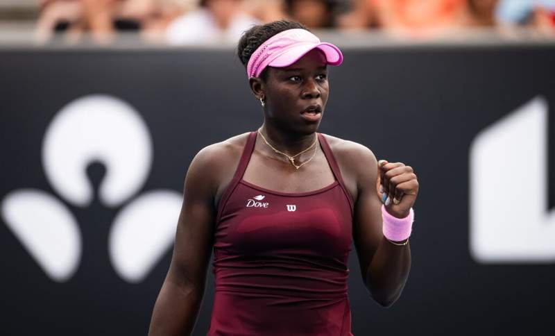 Image from: Victoria Mboko training with Grand Slam-winning coach ahead of French Open 2026