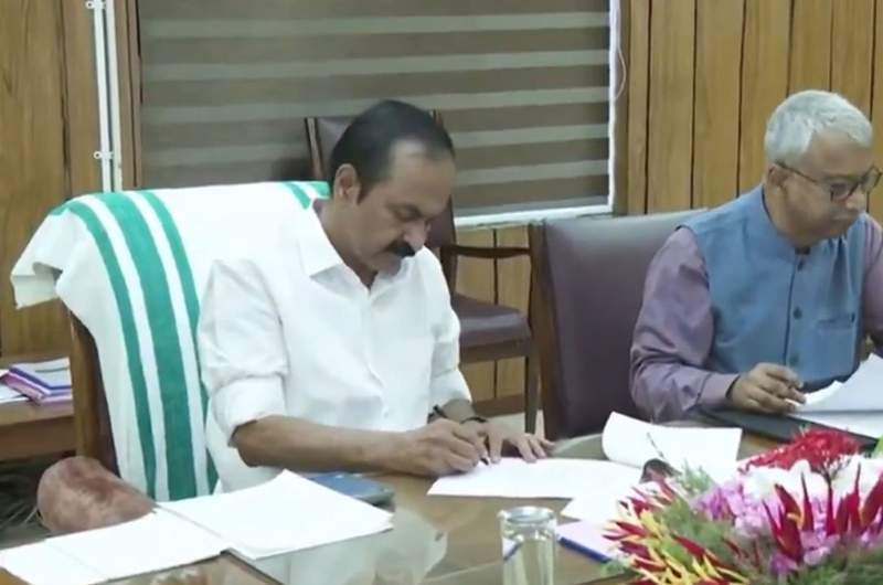 Image from: Keralam CM VD Satheesan's first Cabinet meeting: Free KSRTC travel for women, Rs 3,000 hike for ASHA workers