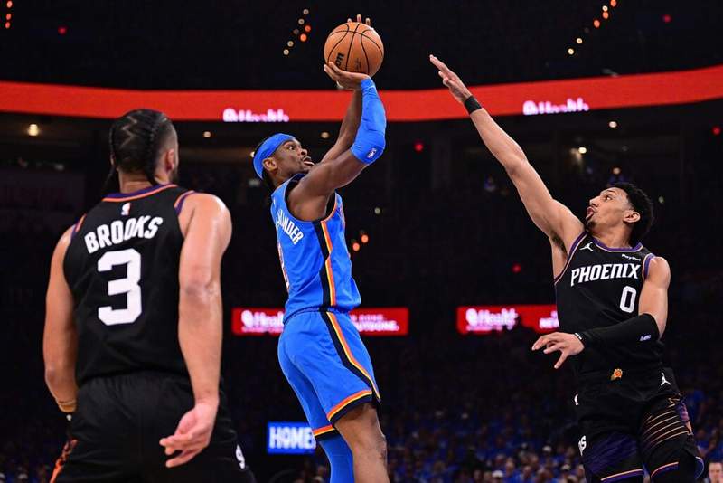 Image from: ESPN analyst fuels ‘flopping Shai’ debate with staggering playoff stat