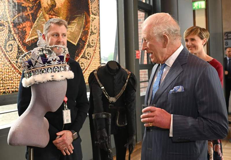 Image from: King Charles arrives as surprise guest at Royal Shakespeare Theatre for show