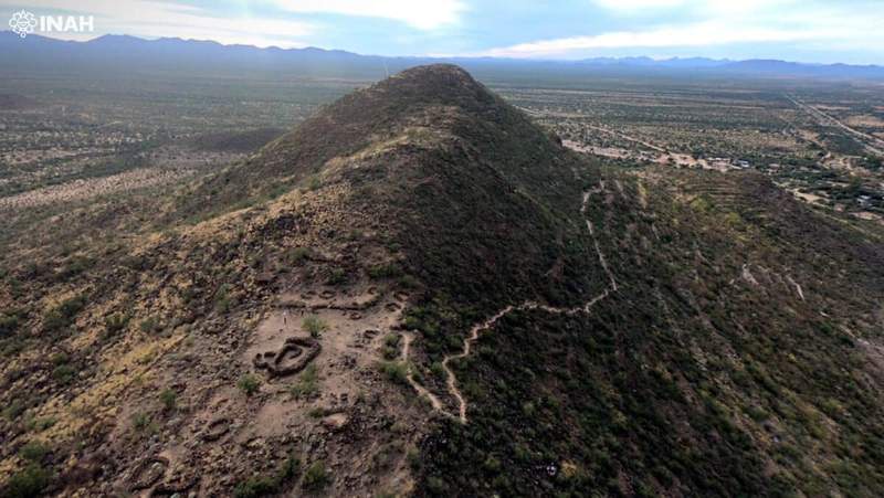 Image from: Workers Building a Railway in Northern Mexico Uncovered a Hidden 1,200-Year-Old Village Beneath Their Feet