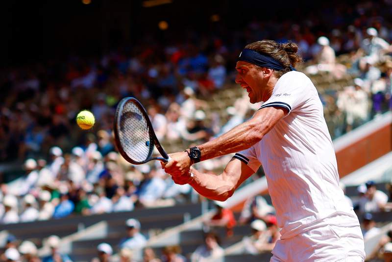 Image from: Zverev has winning start at French Open in straight sets