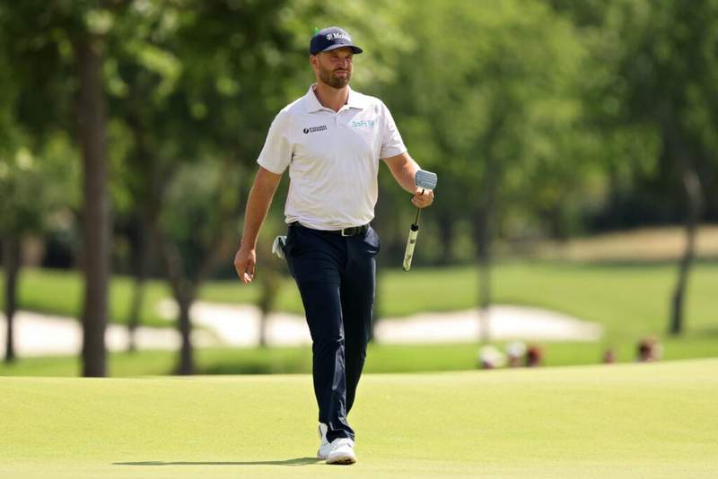 Image from: Angry golf fans fume at Wyndham Clark’s ‘ridiculous’ behavior on his way to winning the CJ CUP