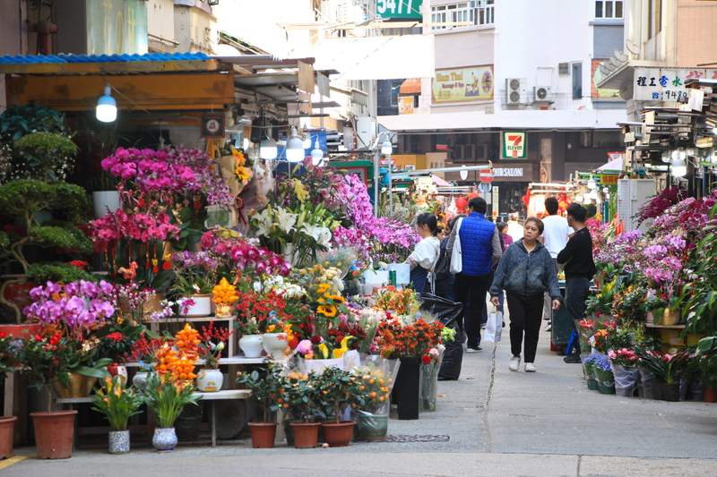 Image from: Hong Kong: Top 5 markets in Hong Kong for food, culture and local finds that you cannot miss