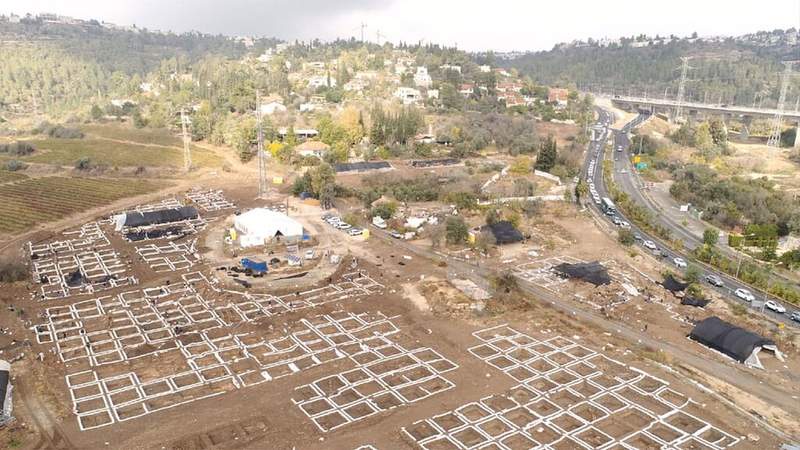 Image from: Archaeologists Found a 10,000-Year-Old Plaster Technology Near Jerusalem That Should Not Have Existed Until Roman Times