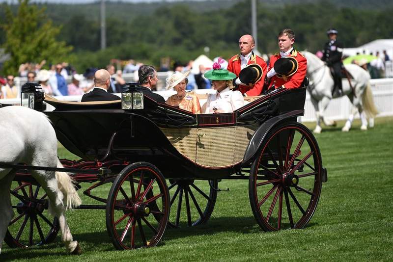 Image from: Mike Tindall reveals sweaty reality of Ascot: 'It’s a bit of a nightmare!'