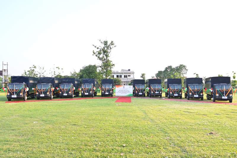 Image from: India gifts 10 prisoner carrier trucks to Nepal