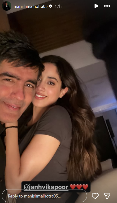 Image from: Kajol, Rani Mukerji, Kareena Kapoor, Vicky Kaushal and others grace Karan Johar's birthday bash