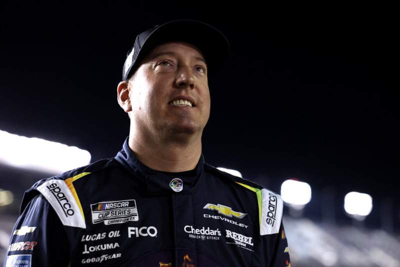 Image from: Tennessee basketball head coach Rick Barnes reflects on Kyle Busch’s ‘tragic’ passing