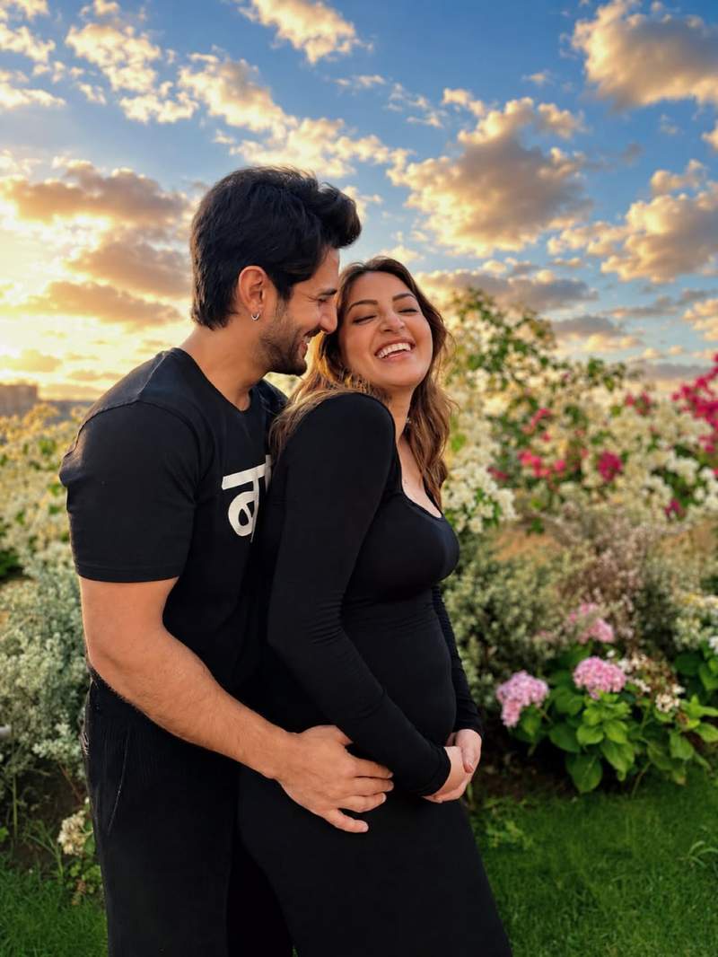 Image from: Aditya Seal, Anushka Ranjan to become parents soon, announce pregnancy via adorable post