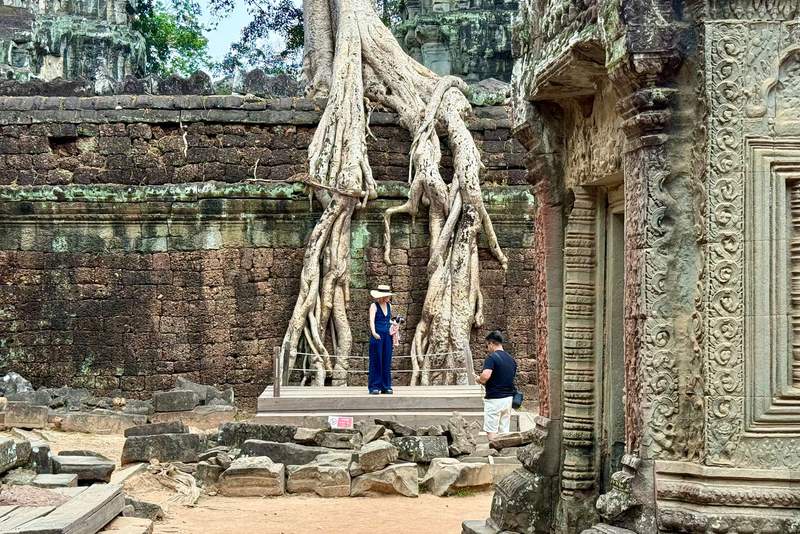 Image from: Why the impressive temples of Angkor Wat are eerily empty
