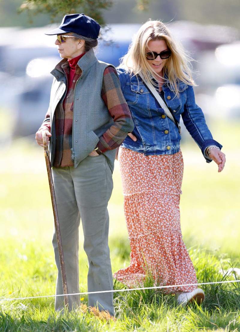 Image from: Autumn Kelly tipped to attend ex-husband's wedding with royals