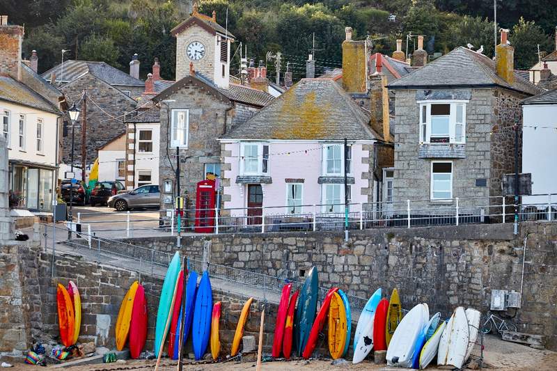 Image from: ‘The loveliest village in the UK’ : In Cornwall, this quaint fishing village with cobbled streets and white-washed cottages is a must-visit