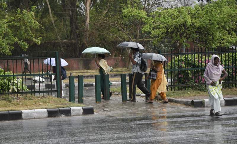 Image from: Morning rain beings respite from heatwave in Chandigarh, Punjab