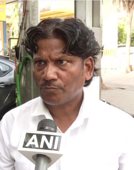 Image from: Mumbai cab drivers voice distress as CNG rises to Rs 86/kg