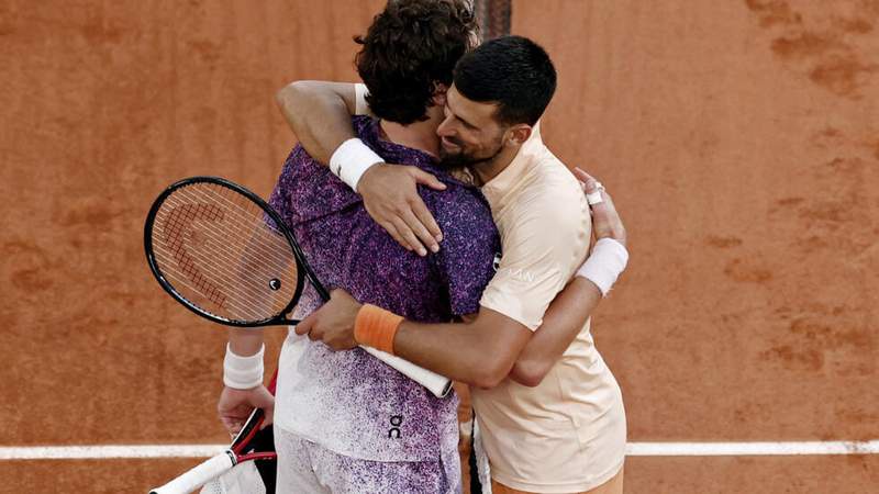 Image from: Djokovic knocked out of French Open by Brazil's Fonseca