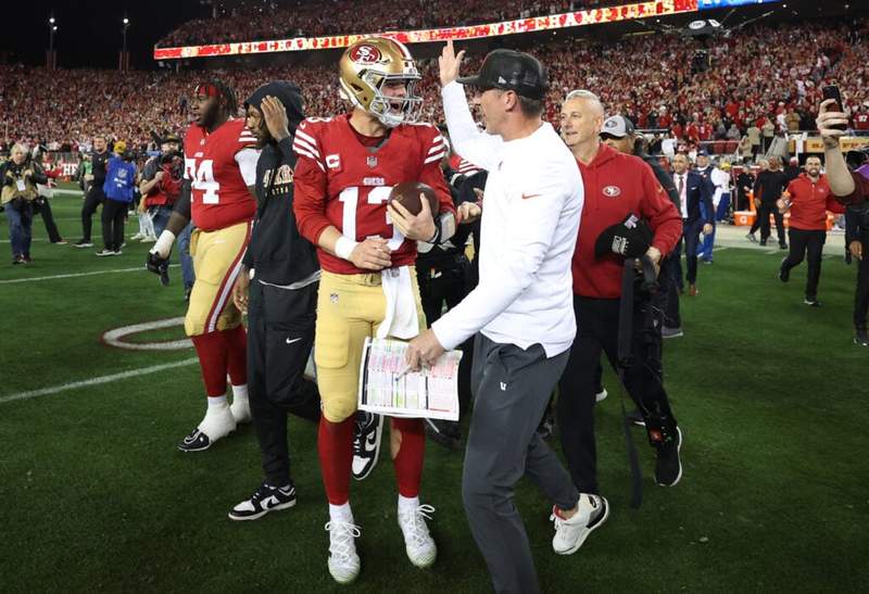 Image from: This Mac Jones signing just rewrote the 49ers’ approach on backup QBs