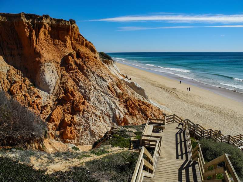 Image from: From the Caribbean to Oceania, these are the 5 cleanest beaches in the world that need to be on your travel list