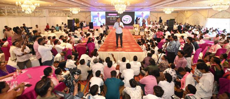 Image from: KTR demands CM Revanth Reddy fulfil 420 promises before contesting next election