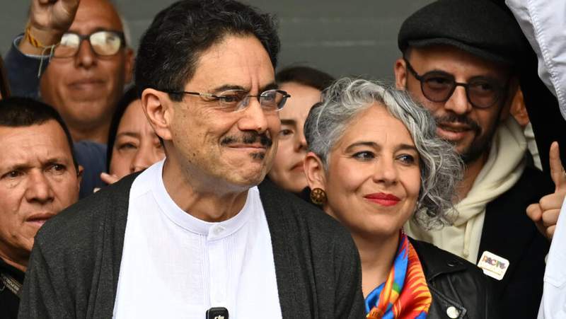 Image from: Far-right, pro-Trump populist to face leftist in Colombia's presidential run-off