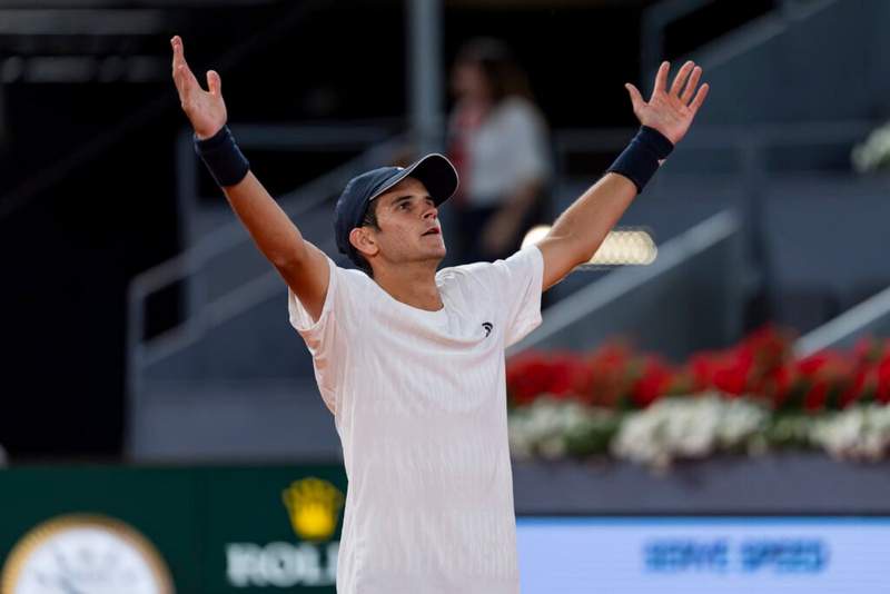 Image from: Rafa Jodar reveals why nobody can sit next to his father at Roland Garros
