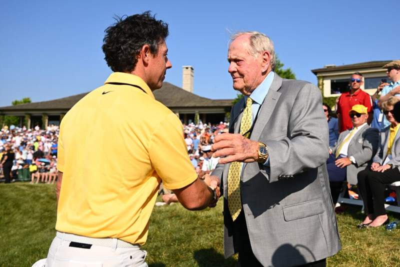 Image from: Jack Nicklaus reveals what he told Rory McIlroy just before he teed off on Sunday at The Masters