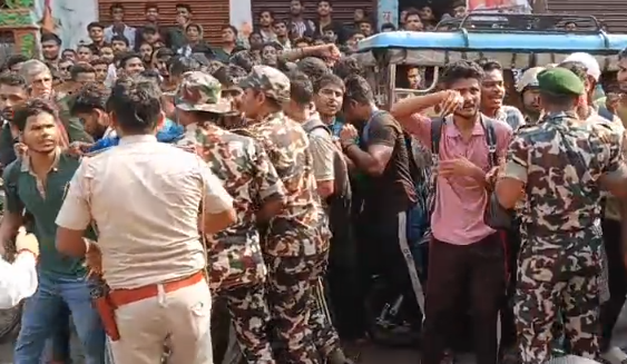 Image from: Students protest after firing incident outside Khan Sir's coaching institute in Patna; heavy security deployed