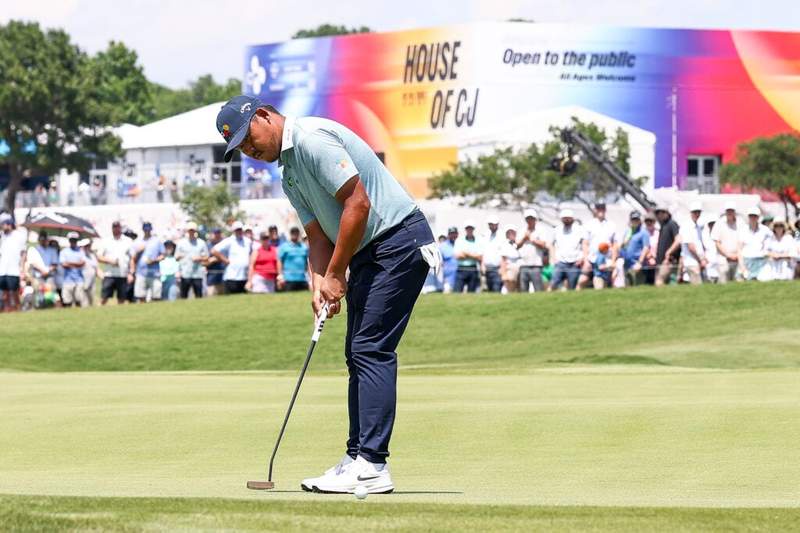 Image from: Si Woo Kim reveals the YouTube tip that cured his putting yips