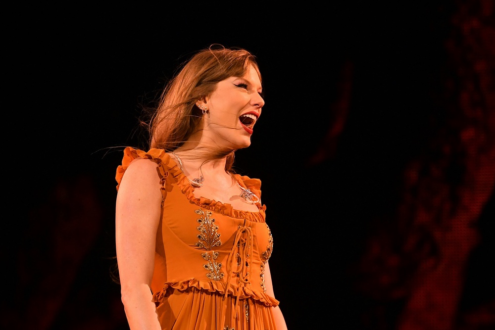 Taylor Swift’s “Who’s Afraid Of Little Old Me?” Lyrics, Explained